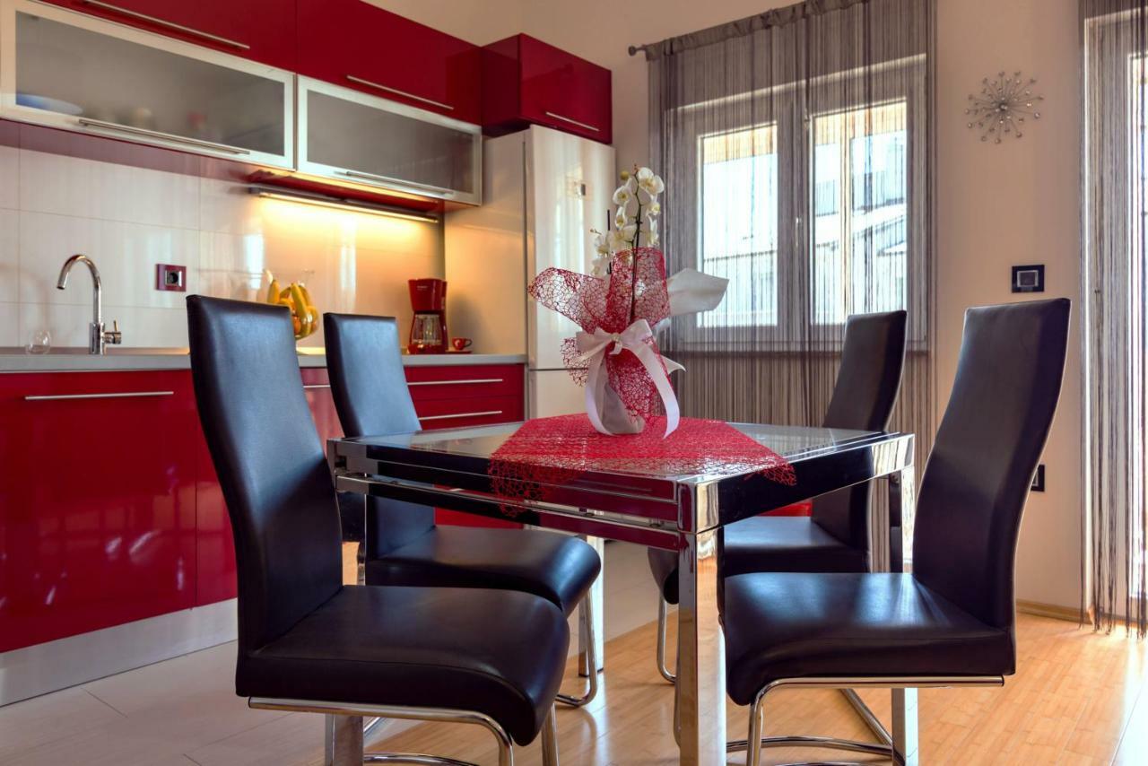 Apartment Ina Пула Екстериор снимка