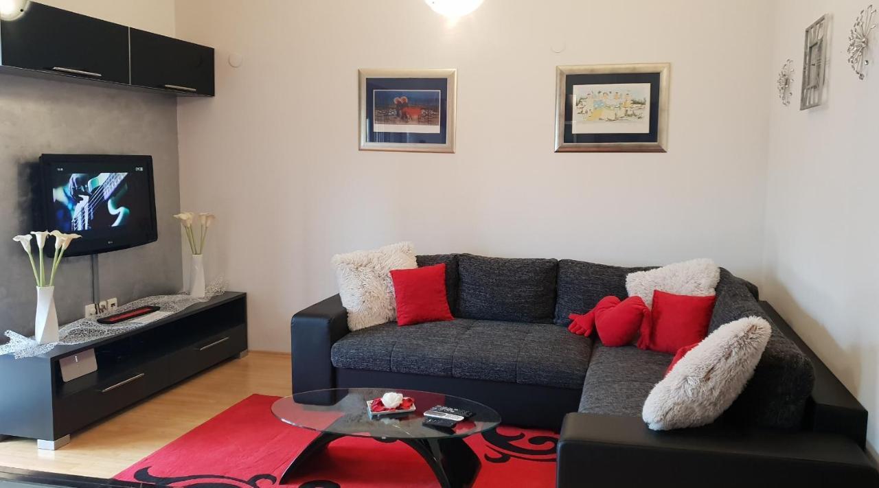 Apartment Ina Пула Екстериор снимка